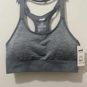 Women Avia bra in size XL/XG